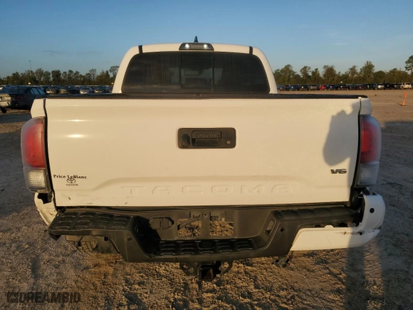 2018 Toyota Tacoma Limited with VIN 5TFEZ5CNXJX058903, listed as a Copart auction lot 82436764 with 76,189 mi miles and Salvage Title. Bid and sale history available at carsss.com. Image 6.