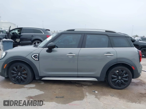 2018 MINI Countryman Cooper S z VIN WMZYT3C35J3E93291, wystawiony jako IAAI lot #41281432 z przebiegiem 58 774 mil mil oraz . Historia ofert i sprzedaży dostępna na DreamBid. Obrazek 14.