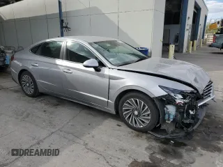 2020 Hyundai Sonata Hybrid Ultimate with VIN KMHL34JJ8LA013995, listed as a Copart auction lot 72614324 with 71,369 mi miles and Salvage Title. Bid and sale history available at carsss.com. Image 4.