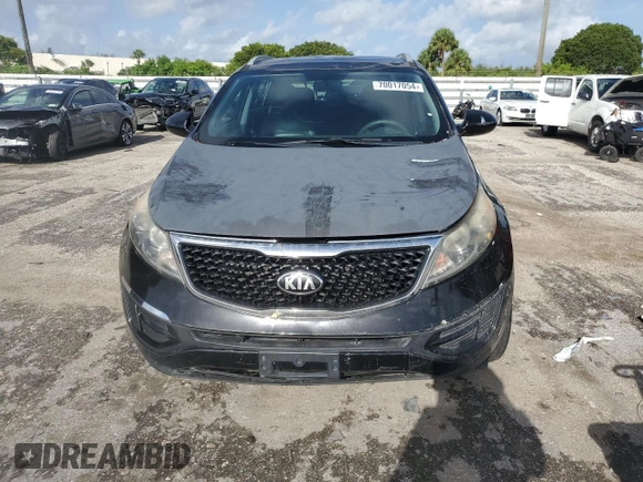 2016 Kia Sportage EX z VIN KNDPCCACXG7816280, wystawiony jako Copart lot #70017054 z przebiegiem 113 558 mil mil oraz Czysty tytuł • Clean title. Historia ofert i sprzedaży dostępna na DreamBid. Obrazek 5.