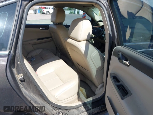 2009 Chevrolet Impala LT with VIN 2G1WT57KX91201226, listed as a IAAI auction lot 42185572 with 178,183 mi miles and . Bid and sale history available at DreamBid. Image 8.