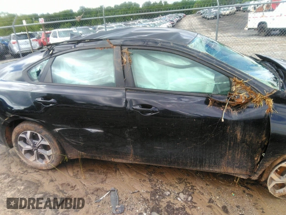 2021 Kia Forte LXS z VIN 3KPF24AD3ME370093, wystawiony jako IAAI lot #42253166 z przebiegiem 31 371 mil mil oraz . Historia ofert i sprzedaży dostępna na DreamBid. Obrazek 13.