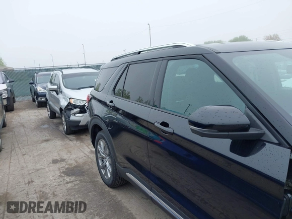 2025 Ford Explorer with VIN 1FMUK8HHXSGA09590, listed as a IAAI auction lot 42193003 with 1,494 mi miles and . Bid and sale history available at DreamBid. Image 13.