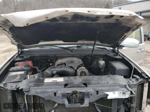 2007 GMC Yukon SLE with VIN 1GKFK13017J298556, listed as a Copart auction lot 43984975 with 168,822 mi miles and Salvage Title. Bid and sale history available at carsss.com. Image 12.