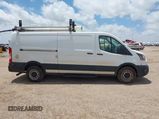 2020 Ford Transit Cargo с VIN 1FTYE1Y87LKA19366, выставлен на аукционе IAAI как лот 42362020 с пробегом 149 830 миль миль и . История ставок и продаж доступна на DreamBid. Изображение 13.