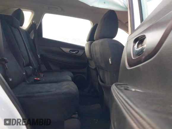 2016 Nissan Rogue SL with VIN 5N1AT2MT4GC771805, listed as a IAAI auction lot 41486830 with 117,381 mi miles. Bid and sale history available at carsss.com. Image 8.