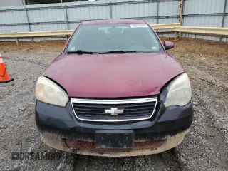 2006 Chevrolet Malibu Maxx LT z VIN 1G1ZT61826F270304, wystawiony jako Copart lot #58872345 z przebiegiem 230 641 mil mil oraz Tytuł czysty. Historia ofert i sprzedaży dostępna na DreamBid. Obrazek 5.