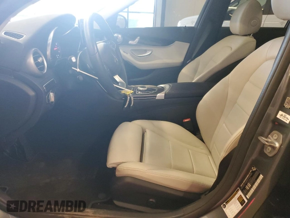 2017 Mercedes-Benz C 300 with VIN 55SWF4KB4HU231798, listed as a Copart auction lot 53891885 with 31,693 mi miles and Clean Title. Bid and sale history available at carsss.com. Image 7.