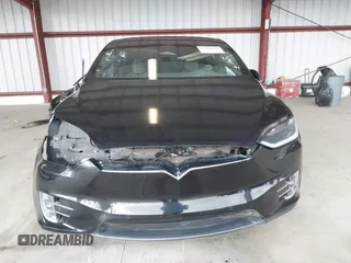 2017 Tesla Model X 90D z VIN 5YJXCAE21HF041207, wystawiony jako IAAI lot #41766065 z przebiegiem Nie podano mil oraz . Historia ofert i sprzedaży dostępna na DreamBid. Obrazek 12.