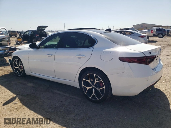 2021 Alfa Romeo Giulia Ti z VIN ZARFANBN0M7642850, wystawiony jako Copart lot #53498445 z przebiegiem Nie podano mil oraz Szkoda całkowita • Salvage title. Historia ofert i sprzedaży dostępna na DreamBid. Obrazek 2.