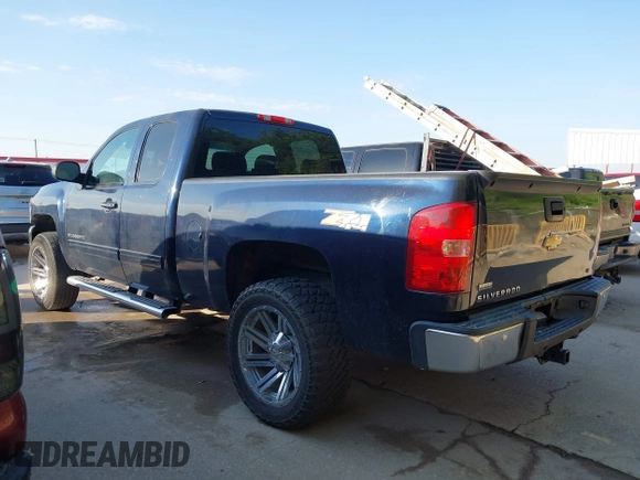 2012 Chevrolet Silverado 1500 LT with VIN 1GCRKSE73CZ186037, listed as a IAAI auction lot 42035315 with 164,967 mi miles. Bid and sale history available at carsss.com. Image 14.