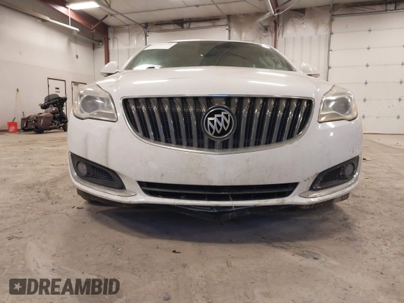 2016 Buick Regal Premium II with VIN 2G4GS5GX1G9201815, listed as a IAAI auction lot 41201572 with 163,836 mi miles. Bid and sale history available at carsss.com. Image 6.