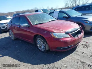 2011 Chrysler 200 Limited with VIN 1C3BC2FG5BN580274, listed as a IAAI auction lot 41750215 with 182,310 mi miles. Bid and sale history available at carsss.com. Image 1.