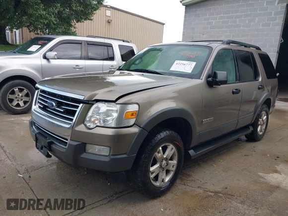 2006 Ford Explorer XLT с VIN 1FMEU73E26UA99282, выставлен на аукционе IAAI как лот 42256777 с пробегом 191 640 миль миль и . История ставок и продаж доступна на DreamBid. Изображение 2.