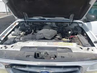 2000 Ford Explorer XLT with VIN 1FMZU63E8YZA21820, listed as a IAAI auction lot 42619468 with 207,542 mi miles and . Bid and sale history available at DreamBid. Image 10.