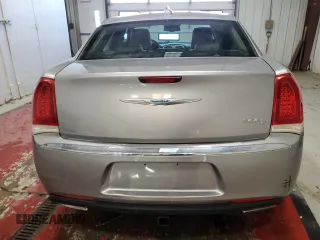 2017 Chrysler 300 C with VIN 2C3CCAEG2HH570965, listed as a Copart auction lot 42235735 with 106,514 mi miles and Clean Title. Bid and sale history available at DreamBid. Image 6.