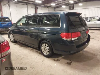 2009 Honda Odyssey LX z VIN 5FNRL38229B042383, wystawiony jako IAAI lot #42080457 z przebiegiem 195 653 mil mil oraz . Historia ofert i sprzedaży dostępna na DreamBid. Obrazek 3.