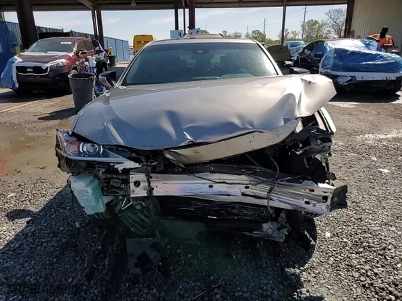 2020 Lexus ES with VIN 58AGZ1B15LU077898, listed as a Copart auction lot 49186285 with 38,895 mi miles and Salvage Title. Bid and sale history available at carsss.com. Image 13.