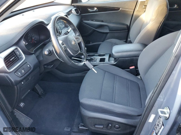 2019 Kia Sorento LX V6 with VIN 5XYPG4A57KG599259, listed as a Copart auction lot 83799344 with NaN miles and Clean Title. Bid and sale history available at carsss.com. Image 7.