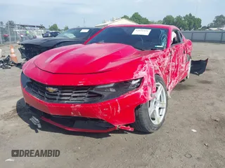2019 Chevrolet Camaro 1LT with VIN 1G1FB1RX0K0156920, listed as a IAAI auction lot 42034391 with 1 mi miles. Bid and sale history available at carsss.com. Image 2.