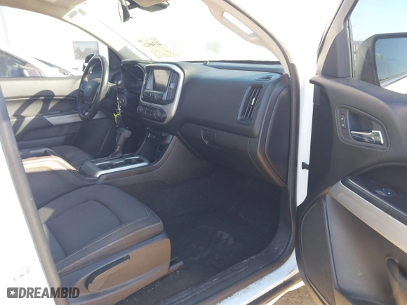 2018 Chevrolet Colorado 4WD LT with VIN 1GCPTCE18J1233161, listed as a IAAI auction lot 41349114 with 160,575 mi miles. Bid and sale history available at carsss.com. Image 5.