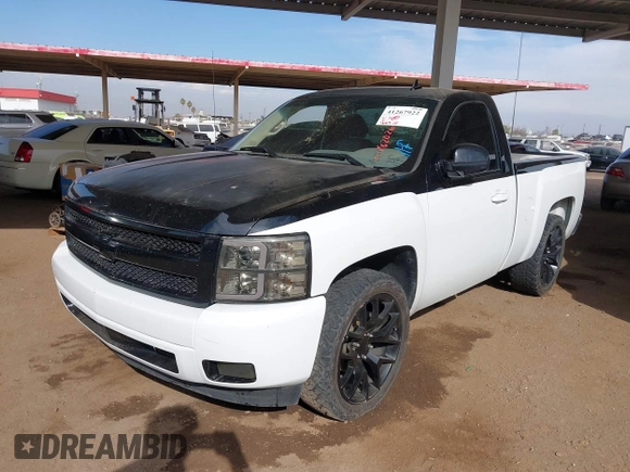 2008 Chevrolet Silverado 1500 Work Truck with VIN 1GCEC14C68Z182026, listed as a IAAI auction lot 41267922 with 166,220 mi miles. Bid and sale history available at carsss.com. Image 2.