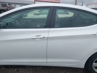 2015 Hyundai Elantra SE z VIN 5NPDH4AE3FH649752, wystawiony jako IAAI lot #42311622 z przebiegiem 100 166 mil mil oraz . Historia ofert i sprzedaży dostępna na DreamBid. Obrazek 14.