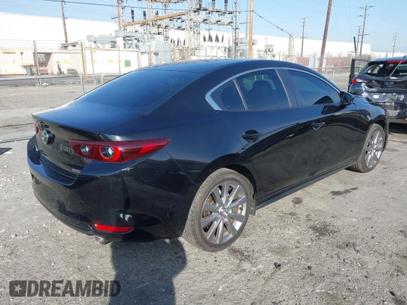2024 Mazda 3 S Preferred with VIN 3MZBPACM8RM432173, listed as a IAAI auction lot 41219748 with 4,539 mi miles and . Bid and sale history available at carsss.com. Image 4.