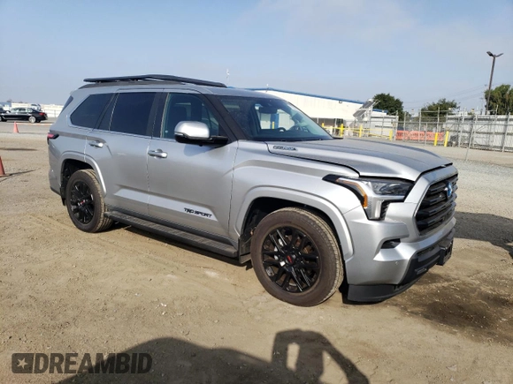 2024 Toyota Sequoia SR5 with VIN 7SVAAABA6RX042034, listed as a Copart auction lot 72643814 with 2,344 mi miles and Salvage Title. Bid and sale history available at carsss.com. Image 4.