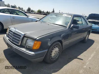 1990 Mercedes-Benz 300 with VIN WDBEA51D2LB091135, listed as a Copart auction lot 60143854 with 181,343 mi miles and Clean Title. Bid and sale history available at carsss.com. Image 1.