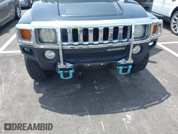 2006 Hummer H3 with VIN 5GTDN136268192985, listed as a IAAI auction lot 42211862 with 206,223 mi miles and . Bid and sale history available at DreamBid. Image 6.