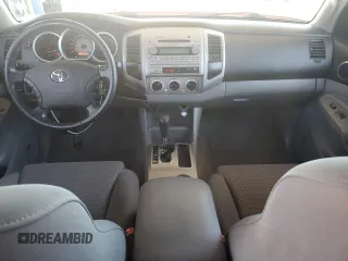 2006 Toyota Tacoma PreRunner z VIN 5TEJU62N26Z303424, wystawiony jako Copart lot #60994085 z przebiegiem 209 792 mil mil oraz Szkoda całkowita • Salvage title. Historia ofert i sprzedaży dostępna na DreamBid. Obrazek 8.