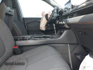 2025 Honda Pilot Sport z VIN 5FNYG1H38SB017782, wystawiony jako IAAI lot #42128117 z przebiegiem 11 920 mil mil oraz . Historia ofert i sprzedaży dostępna na DreamBid. Obrazek 5.