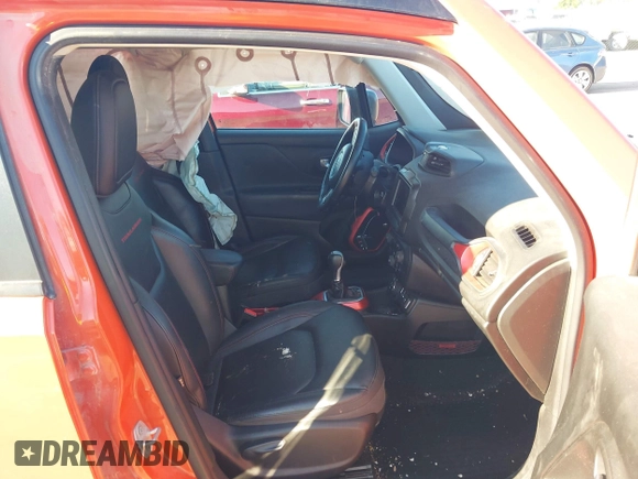 2018 Jeep Renegade Trailhawk z VIN ZACCJBCB6JPH44846, wystawiony jako IAAI lot #42320847 z przebiegiem 103 004 mil mil oraz . Historia ofert i sprzedaży dostępna na DreamBid. Obrazek 5.