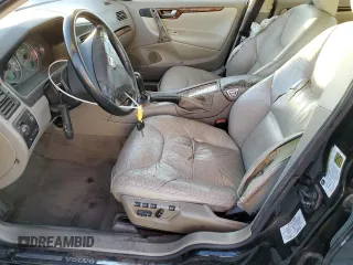 2005 Volvo S60 with VIN YV1RS612X52435120, listed as a Copart auction lot 87970165 with 254,328 mi miles and Salvage title. Bid and sale history available at DreamBid. Image 7.