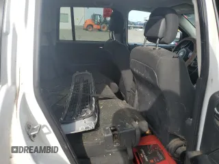 2017 Jeep Compass Sport с VIN 1C4NJCBA8HD124306, выставлен на аукционе Copart как лот 49730195 с пробегом 125 700 миль миль и Списание • Salvage title. История ставок и продаж доступна на DreamBid. Изображение 11.