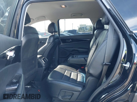 2018 Kia Sorento LX with VIN 5XYPG4A58JG394466, listed as a IAAI auction lot 41752084 with 91,053 mi miles and . Bid and sale history available at DreamBid. Image 8.