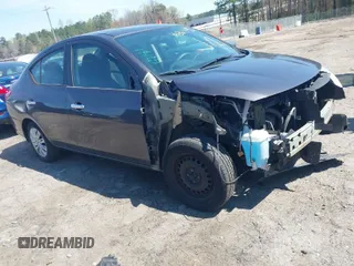 2015 Nissan Versa S Plus with VIN 3N1CN7AP9FL885459, listed as a IAAI auction lot 41863396 with 132,021 mi miles. Bid and sale history available at carsss.com. Image 1.