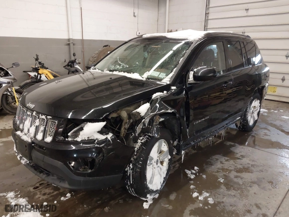 2015 Jeep Compass Latitude with VIN 1C4NJDEB8FD239804, listed as a IAAI auction lot 41617191 with 149,206 mi miles. Bid and sale history available at carsss.com. Image 17.