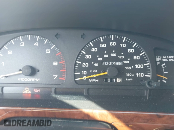 1996 Toyota 4Runner SR5 z VIN JT3GN86R3T0004069, wystawiony jako IAAI lot #42277253 z przebiegiem 300 768 mil mil oraz . Historia ofert i sprzedaży dostępna na DreamBid. Obrazek 7.