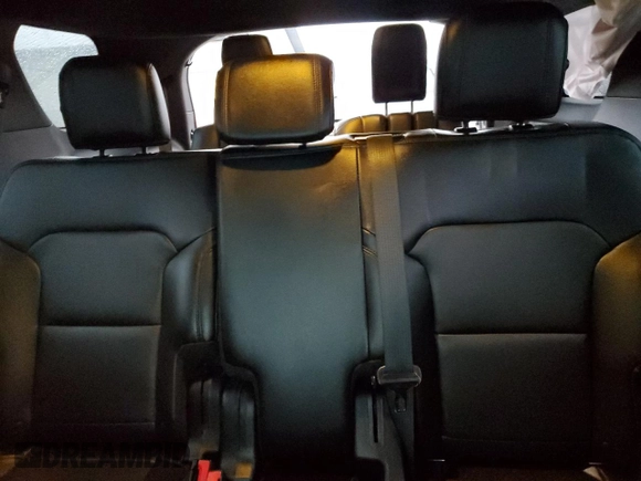2016 Ford Explorer XLT with VIN 1FM5K8D85GGB20226, listed as a Copart auction lot 51508875 with 118,444 mi miles and Salvage Title. Bid and sale history available at DreamBid. Image 10.