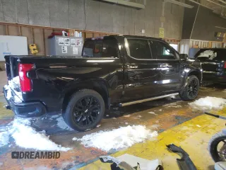 2019 Chevrolet Silverado 1500 High Country with VIN 1GCUYHEL7KZ157342, listed as a Copart auction lot 41569715 with 41,099 mi miles and Salvage Title. Bid and sale history available at carsss.com. Image 3.