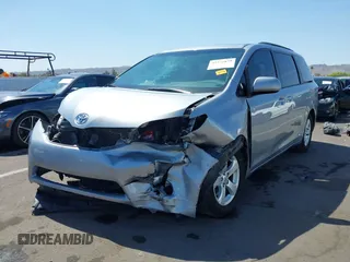 2015 Toyota Sienna LE AAS с VIN 5TDKK3DC4FS576186, выставлен на аукционе IAAI как лот 42372839 с пробегом 101 593 миль миль и . История ставок и продаж доступна на DreamBid. Изображение 6.