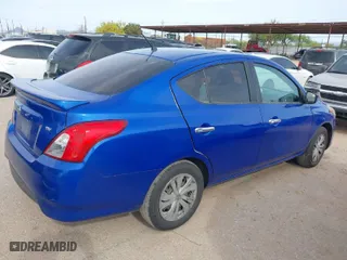 2017 Nissan Versa Sedan SV with VIN 3N1CN7AP8HL841469, listed as a IAAI auction lot 41896829 with 103,452 mi miles. Bid and sale history available at carsss.com. Image 4.