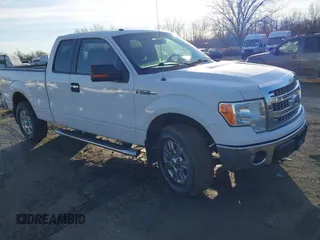 2013 Ford F-150 XL with VIN 1FTFX1EF7DFB92058, listed as a IAAI auction lot 41426997 with 211,179 mi miles. Bid and sale history available at carsss.com. Image 1.