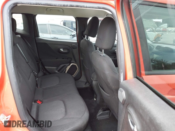 2015 Jeep Renegade Latitude with VIN ZACCJBBT2FPC01463, listed as a IAAI auction lot 41778377 with 94,408 mi miles. Bid and sale history available at carsss.com. Image 8.