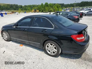 2013 Mercedes-Benz C 250 Sport z VIN WDDGF4HB4DR283410, wystawiony jako Copart lot #58934465 z przebiegiem 175 887 mil mil oraz Czysty tytuł • Clean title. Historia ofert i sprzedaży dostępna na DreamBid. Obrazek 2.