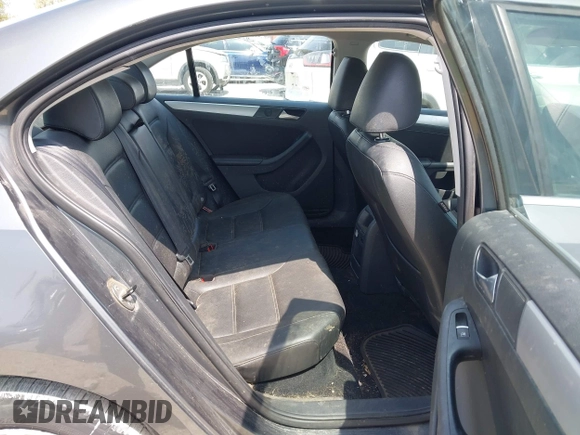 2013 Volkswagen Jetta SE z VIN 3VWDP7AJ3DM430540, wystawiony jako IAAI lot #42131097 z przebiegiem 121 838 mil mil oraz . Historia ofert i sprzedaży dostępna na DreamBid. Obrazek 8.