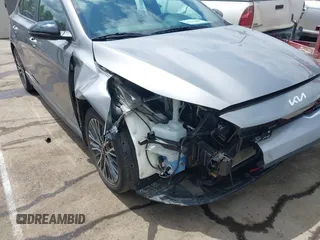 2023 Kia Forte GT-Line z VIN 3KPF54AD3PE641178, wystawiony jako IAAI lot #42114495 z przebiegiem 14 032 mil mil oraz . Historia ofert i sprzedaży dostępna na DreamBid. Obrazek 17.