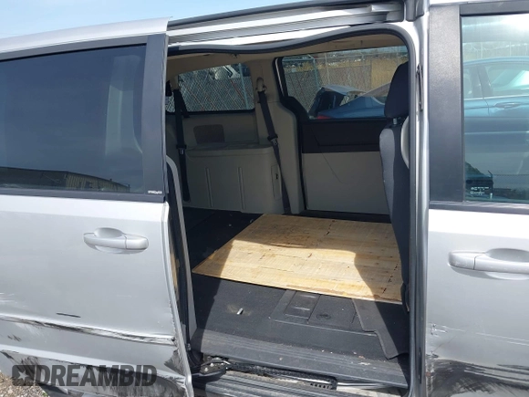 2010 Dodge Grand Caravan SE with VIN 2D4RN4DE2AR216156, listed as a IAAI auction lot 42143850 with 244,624 mi miles and . Bid and sale history available at DreamBid. Image 8.